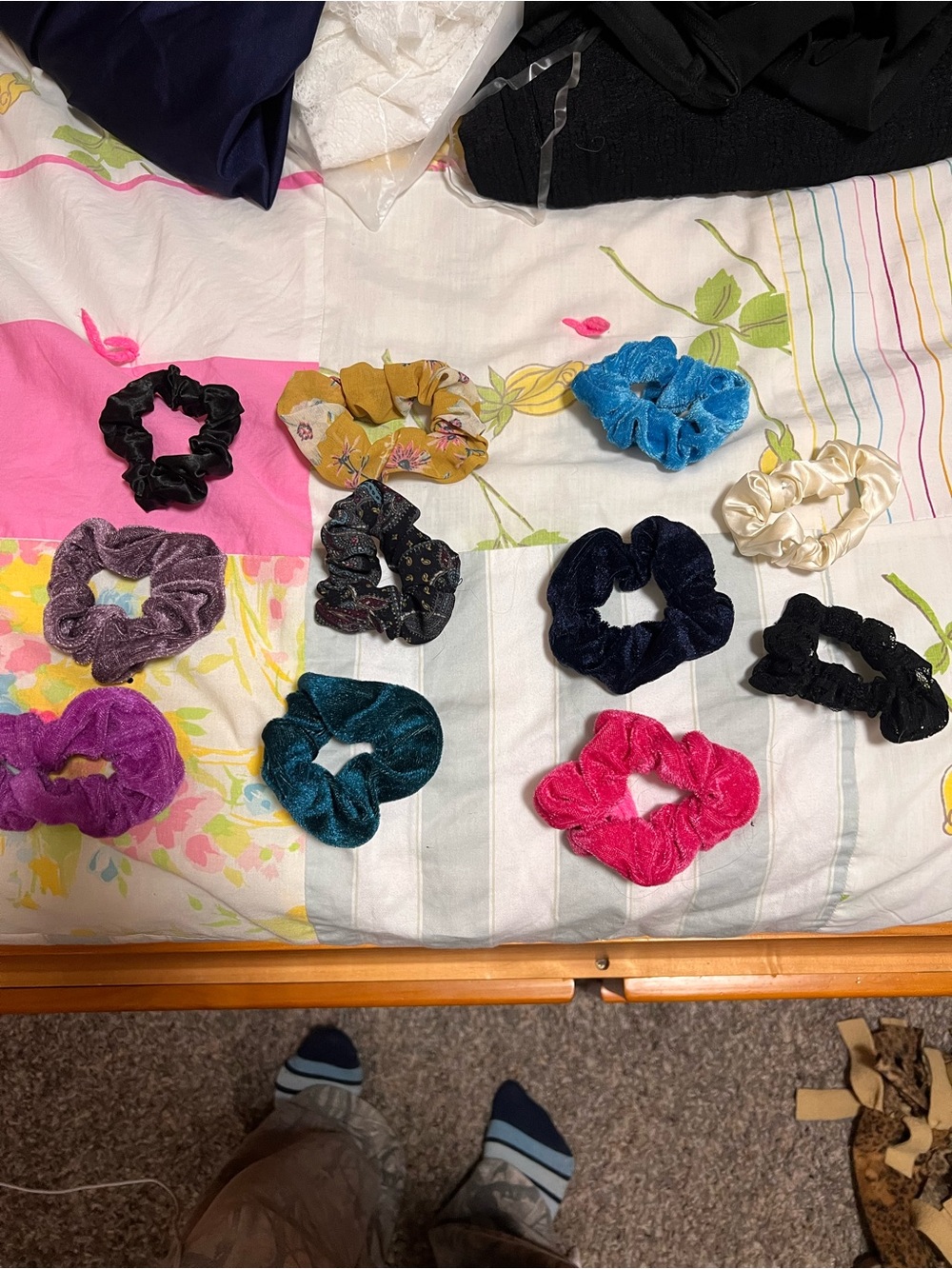 Velvet and Satin Hair Scrunchie Set - Mixed Colors